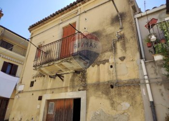 Edificio all\'aperto - Box alessandro volta
 
108, Grammichele - foto 20