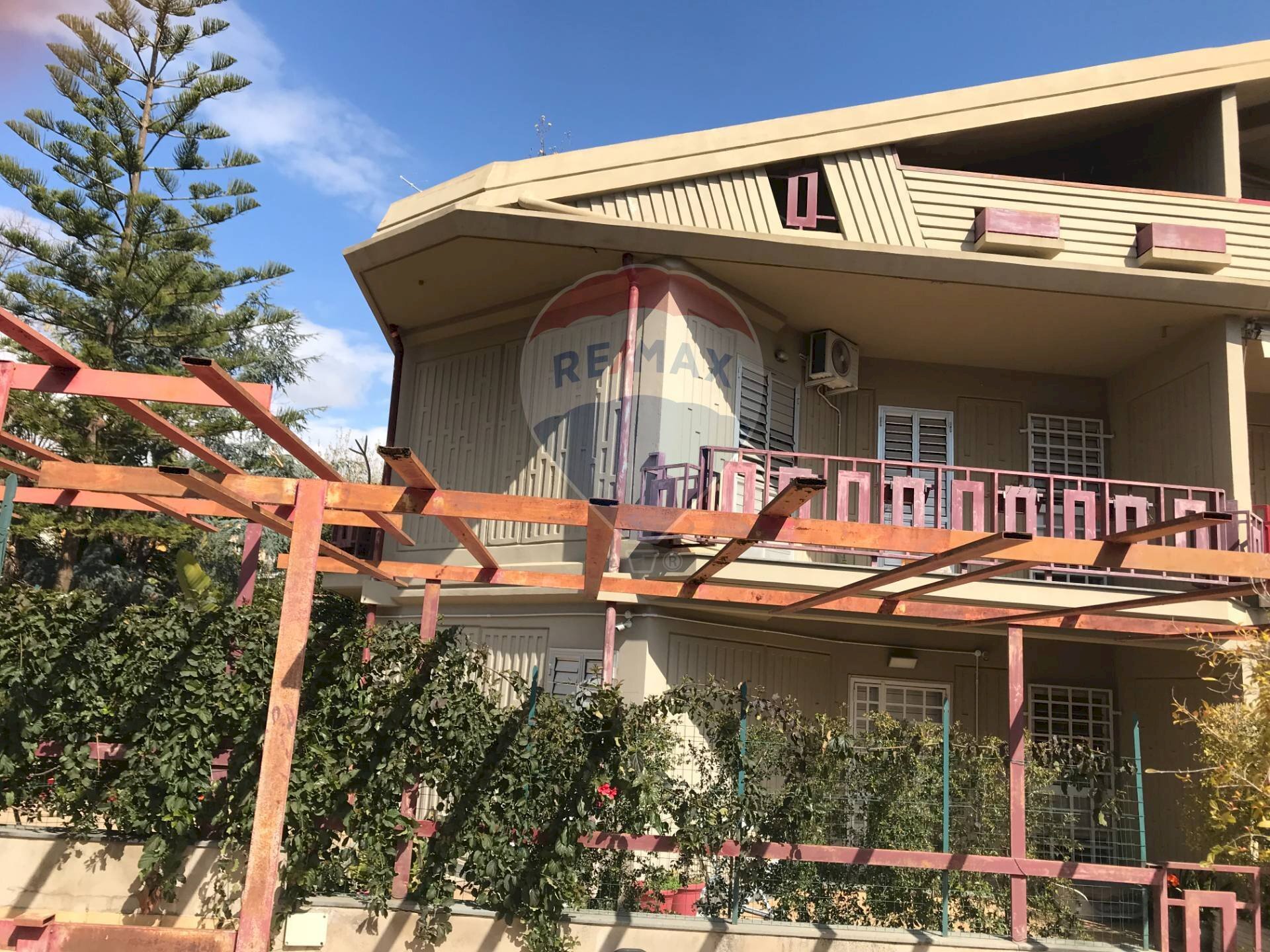 Casa all\'aperto - Villa via san michele arcangelo
 
snc, Sant'Agata Li Battiati - foto 3