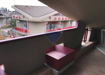 Balcone - Villa via san michele arcangelo
 
snc, Sant'Agata Li Battiati - foto 24