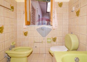 Bagno - Casa indipendente Via Raffaello Sanzio
 
14, Viagrande - foto 12