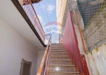 Scale - Casa indipendente Via Raffaello Sanzio
 
14, Viagrande - foto 20