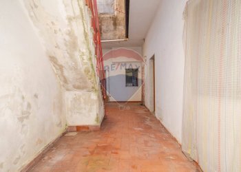 Hall / corridoio - Casa indipendente Via Raffaello Sanzio
 
14, Viagrande - foto 22