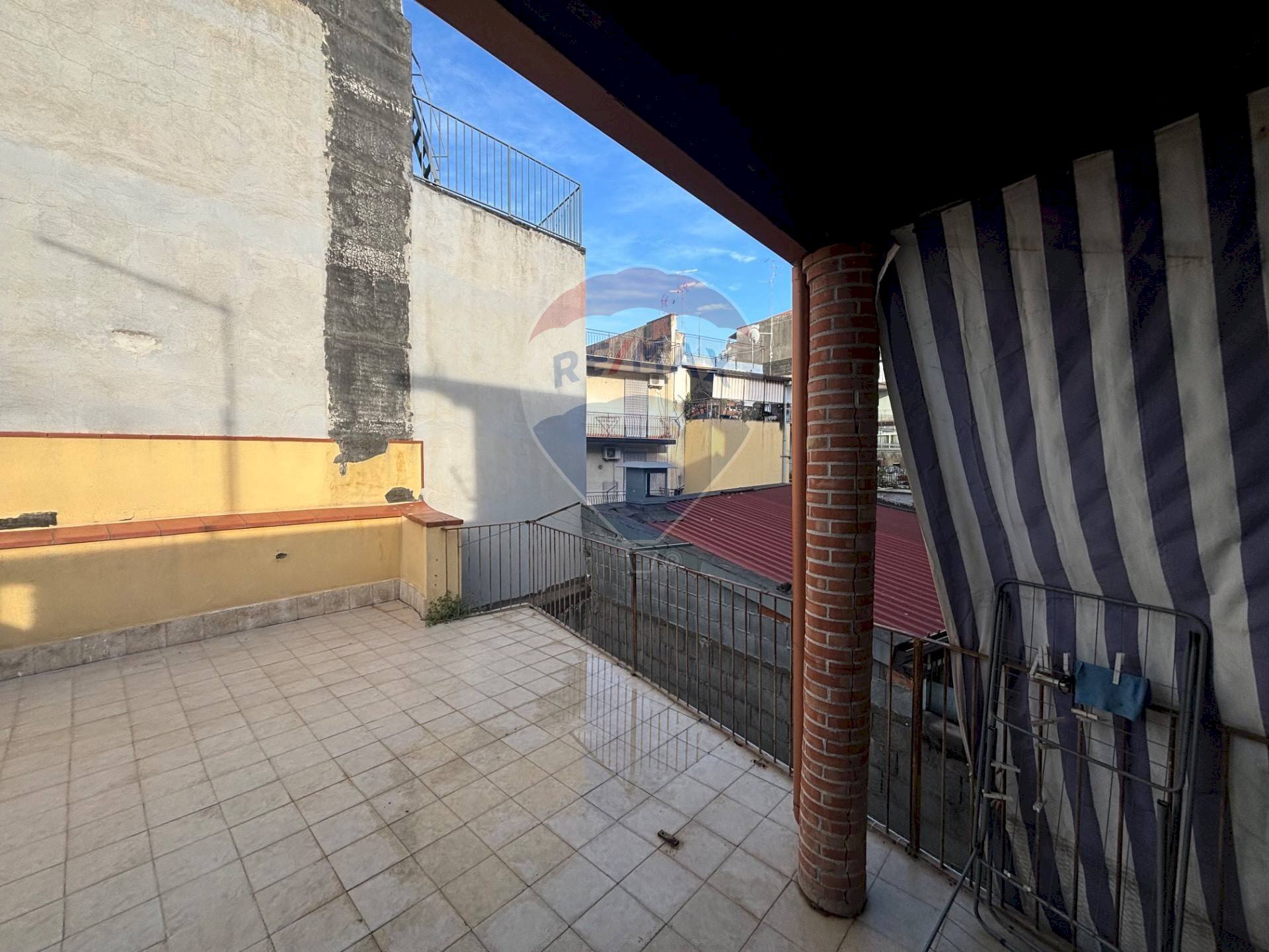 Terrazza - Quadrilocale via santa maria di nuova luce
 
11, Catania - foto 2
