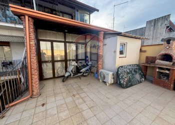 Terrazza - Quadrilocale via santa maria di nuova luce
 
11, Catania - foto 1