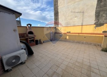 Terrazza - Quadrilocale via santa maria di nuova luce
 
11, Catania - foto 4