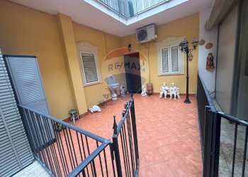 Terrazza - Quadrilocale via santa maria di nuova luce
 
11, Catania - foto 17