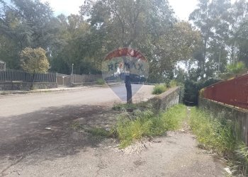 Giardino - Villa traversa contrada auzanetto
 
12, Mascali - foto 9