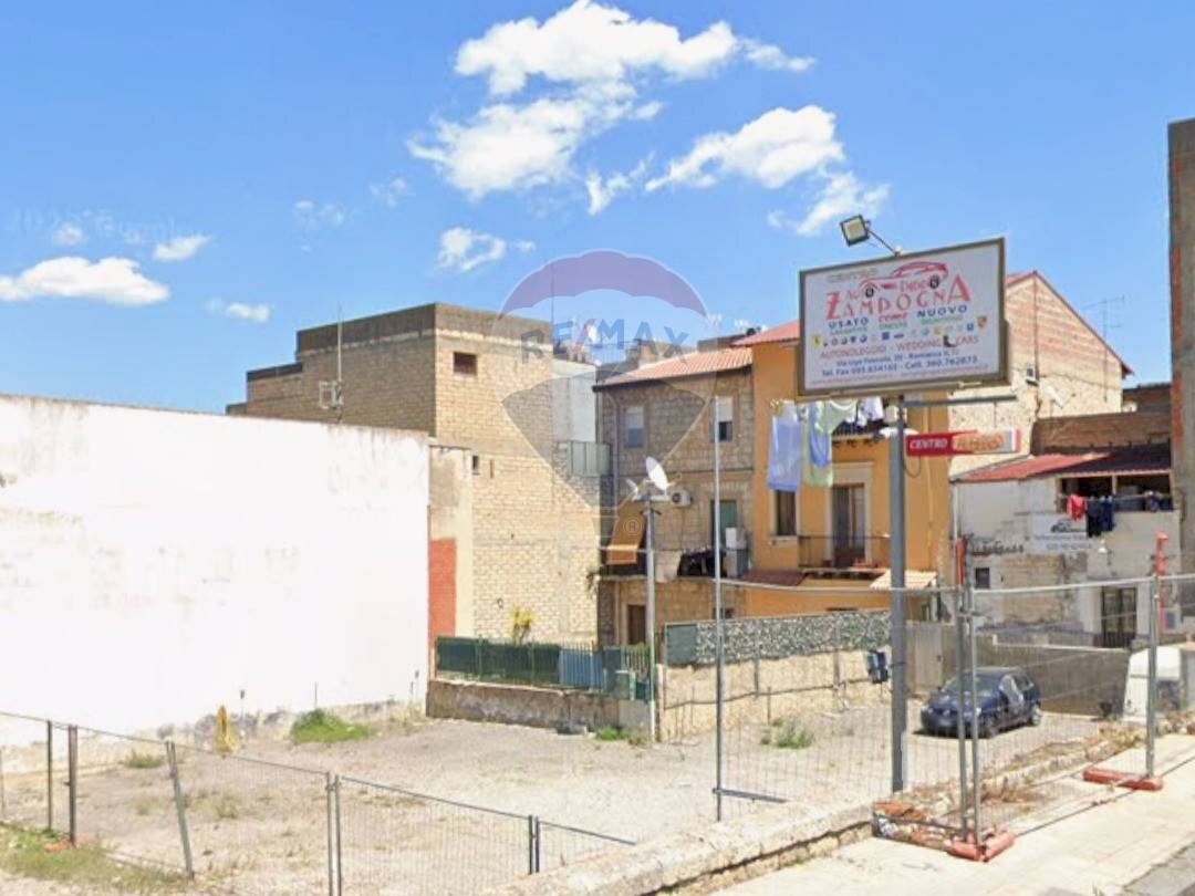 Edificio all\'aperto - Terreno edificabile VIA GIACOMO SANTAGATI
 
72, Ramacca - foto 2