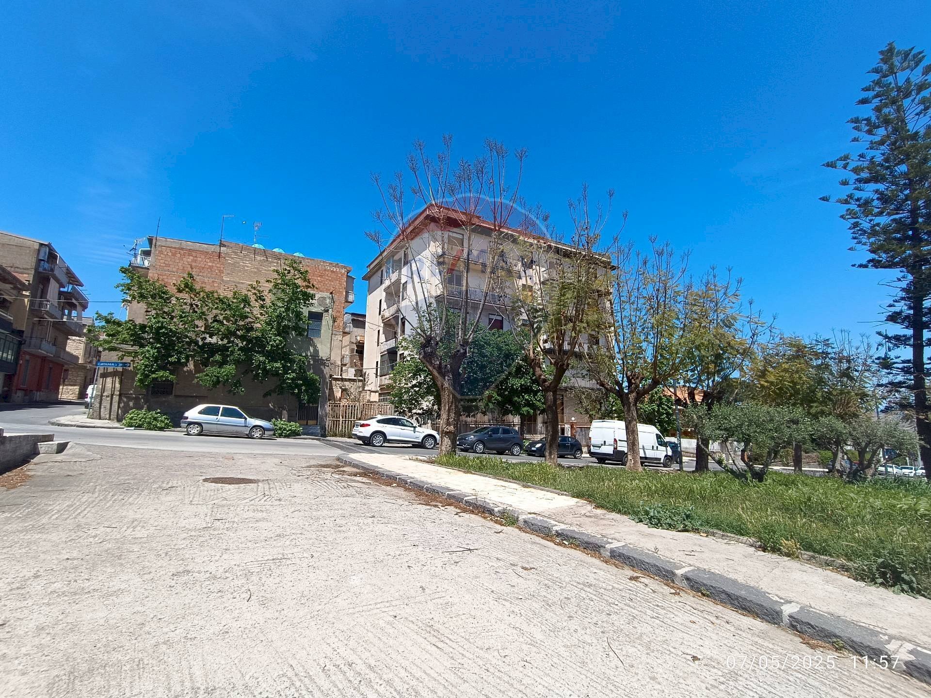 Edificio all\'aperto - Terreno edificabile VIA GIACOMO SANTAGATI
 
72, Ramacca - foto 3