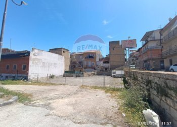 Edificio all\'aperto - Terreno edificabile VIA GIACOMO SANTAGATI
 
72, Ramacca - foto 9