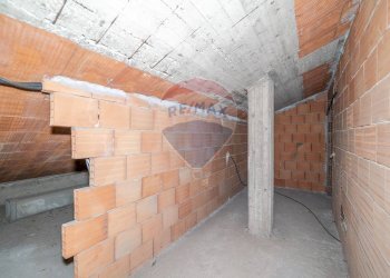 Parcheggio - Attico Via Peppino Impastato
 
26, Catania - foto 25