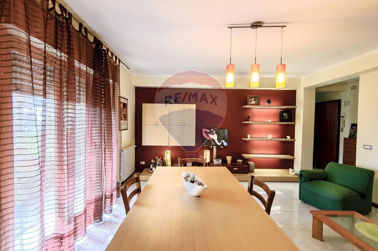 Sala da pranzo - Appartamento via ceuta
 
3, Aci Catena - foto 2