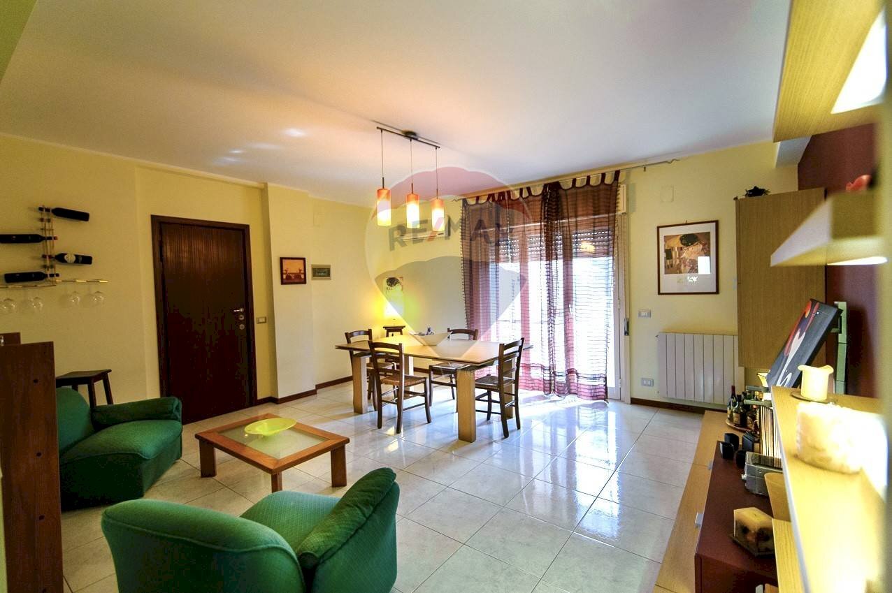 Sala da pranzo - Appartamento via ceuta
 
3, Aci Catena - foto 3