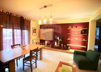 Sala da pranzo - Appartamento via ceuta
 
3, Aci Catena - foto 1