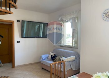 Soggiorno - Trilocale via spiaggia
 
21, Mascali - foto 15