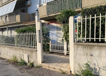 Edificio all\'aperto - Trilocale via spiaggia
 
21, Mascali - foto 31