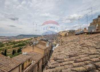 Edificio all\'aperto - Casa semi indipendente Via Massimo D'Antona
 
25, Caltagirone - foto 42