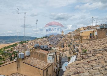 Edificio all\'aperto - Casa semi indipendente Via Massimo D'Antona
 
25, Caltagirone - foto 43
