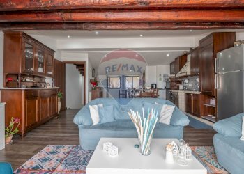 Soggiorno - Casa semi indipendente Via Massimo D'Antona
 
25, Caltagirone - foto 45