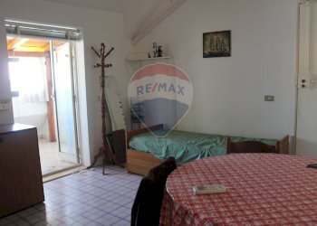 Camera / camera da letto - Bilocale Via Monteforte Banco
 
15, Calatabiano - foto 10