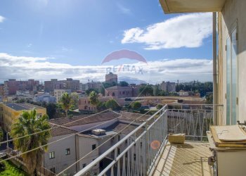 Balcone - Appartamento Via Poggio San Secondo
 
35, Caltagirone - foto 3