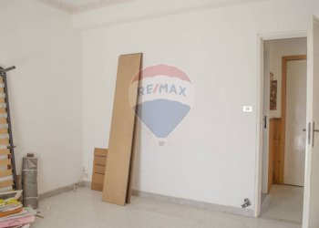 Stanza vuota - Appartamento Via Poggio San Secondo
 
35, Caltagirone - foto 13