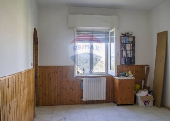 Stanza vuota - Appartamento Via Poggio San Secondo
 
35, Caltagirone - foto 28