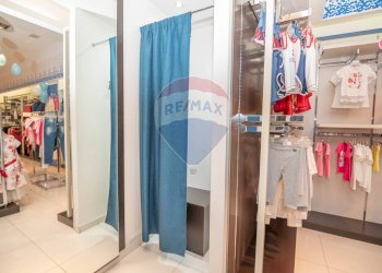 Cabina armadio - Commercial Premises via Roma
95, Caltagirone - photo 5