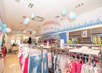 Non correlato - Commercial Premises via Roma
95, Caltagirone - photo 7