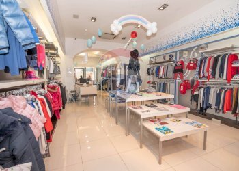 Cabina armadio - Commercial Premises via Roma
95, Caltagirone - photo 8