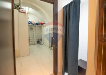 Hall / corridoio - Commercial Premises via Roma
95, Caltagirone - photo 19