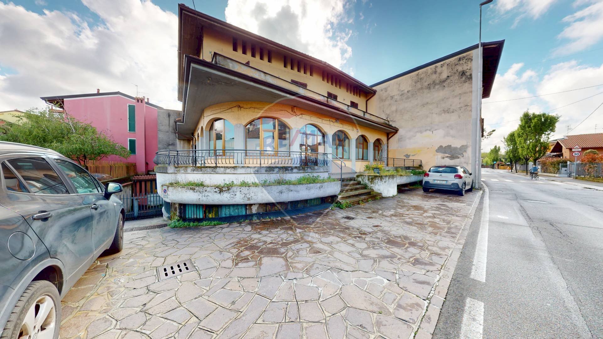 Casa all\'aperto - Commercial Premises Via Circonvallazione Ovest
 
94, Ciserano - photo 1