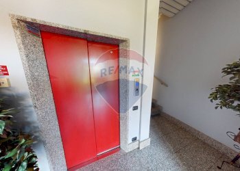 Camera / camera da letto - Negozio via gran paradiso
 
9, Segrate - foto 19