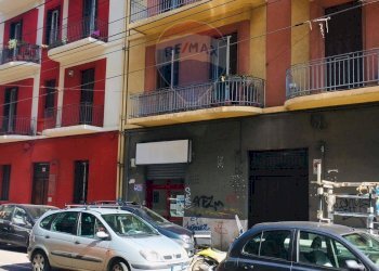 Edificio all\'aperto - Locale Commerciale Via Quintino Sella
 
240, Bari - foto 10