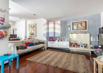 Soggiorno - Villa a Schiera II Traversa Strada Pizzillo
 
14, Bari - foto 4