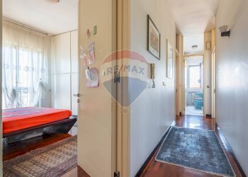 Hall / corridoio - Villa a Schiera II Traversa Strada Pizzillo
 
14, Bari - foto 13