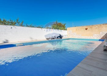 Piscina - Villa a Schiera II Traversa Strada Pizzillo
 
14, Bari - foto 19