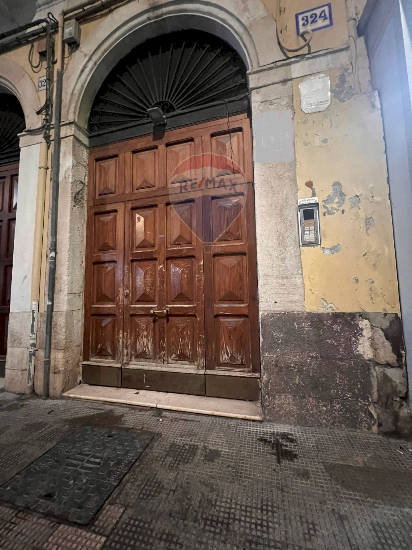 Edificio all\'aperto - Monolocale Via Calefati
 
324, Bari - foto 1