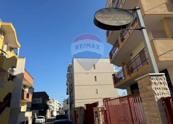 Edificio all\'aperto - Locale Commerciale Via Arezzo
 
6, Modugno - foto 6