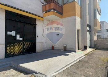 Edificio all\'aperto - Locale Commerciale Via Arezzo
 
6, Modugno - foto 16