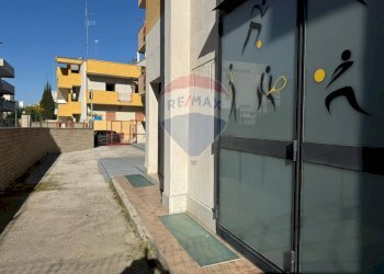 Edificio all\'aperto - Locale Commerciale Via Arezzo
 
6, Modugno - foto 17