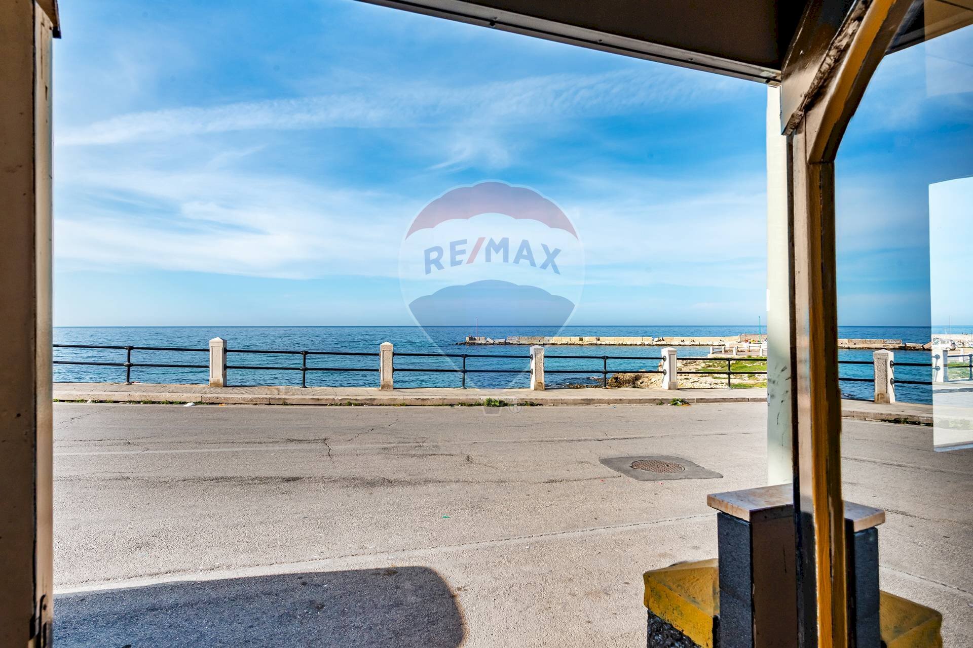 Vista dell\'acqua - Commercial Activity Grotta Regina
 
2, Bari - photo 2