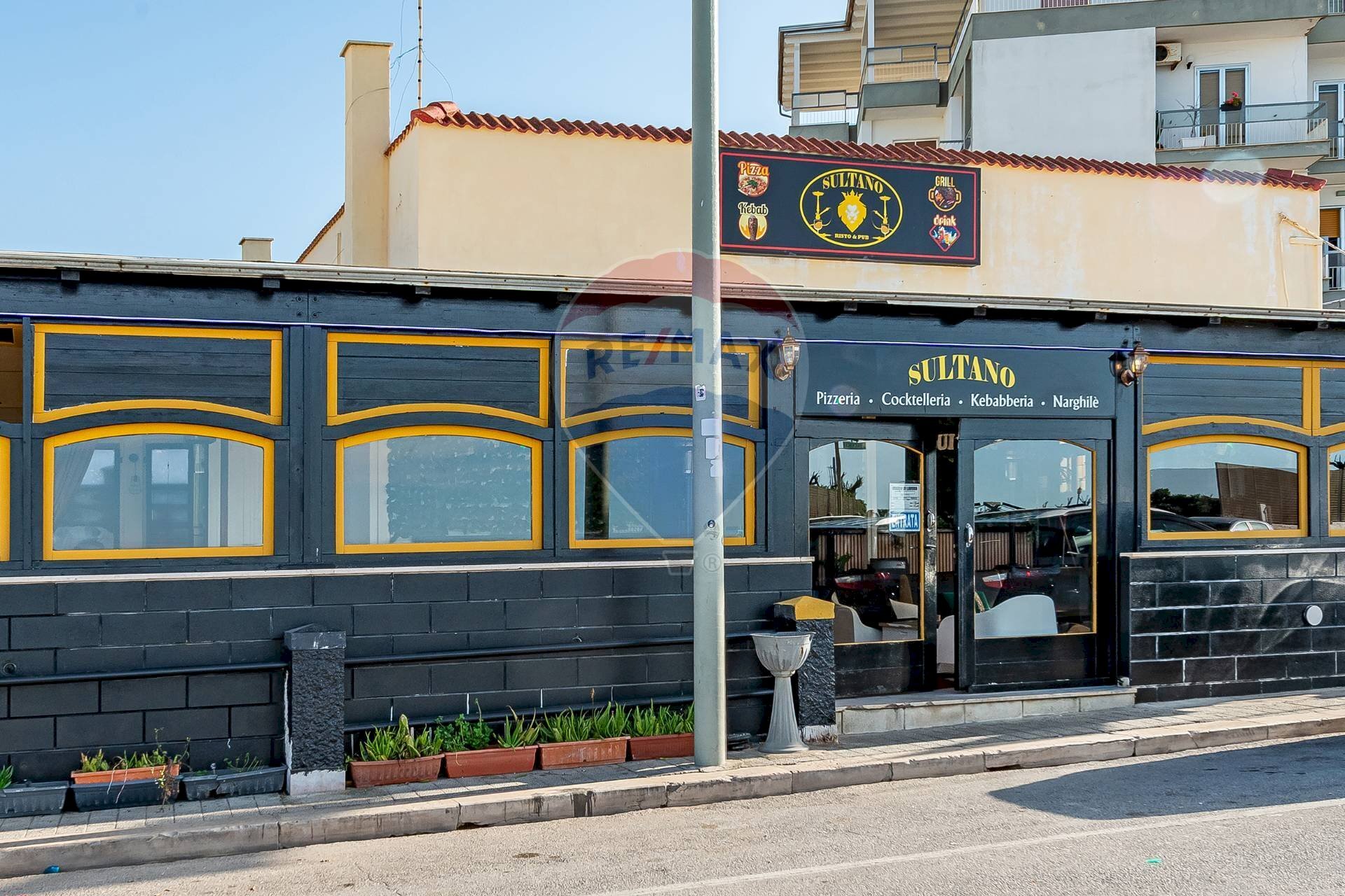 Edificio all\'aperto - Commercial Activity Grotta Regina
 
2, Bari - photo 3