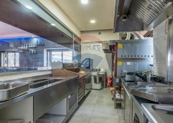 Cucina - Attività Commerciale Grotta Regina
 
2, Bari - foto 16