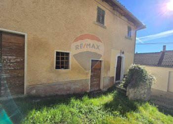 Casa all\'aperto - Terreno agricolo Fraz. Cavallari
 
0, Montereale - foto 3