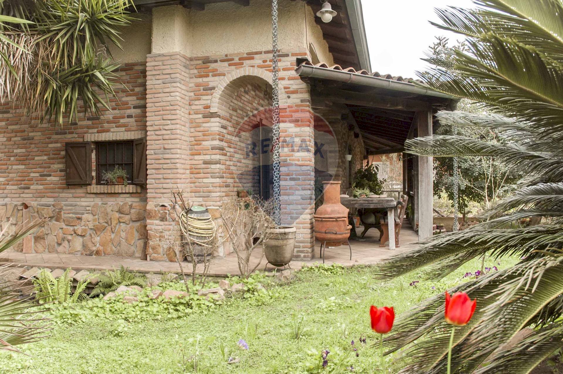 Casa all\'aperto - Villa via Ettore Rosso
5, Roma - foto 2