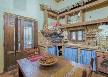 Cucina - Villa via Ettore Rosso
5, Roma - foto 13