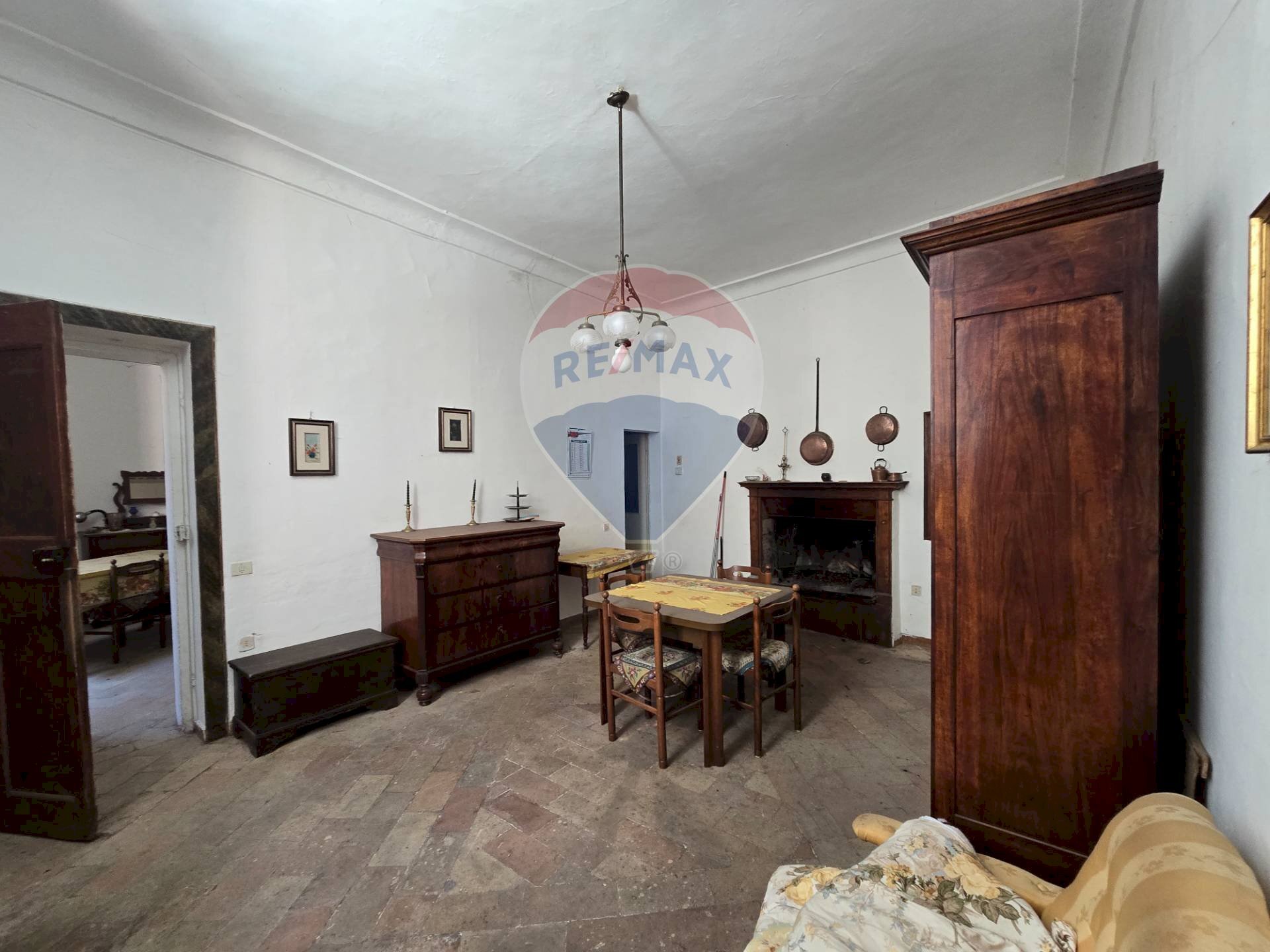 Sala da pranzo - Apartment Corso don Minzoni
 
65, Sassoferrato - photo 1