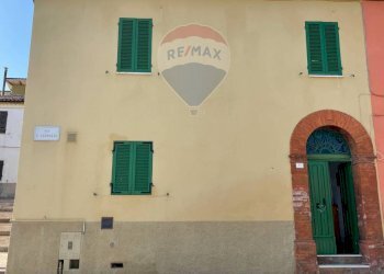 Casa all\'aperto - Appartamento via giacomo leopardi
 
36, Poggio San Vicino - foto 1