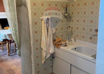Bagno - Appartamento via giacomo leopardi
 
36, Poggio San Vicino - foto 12
